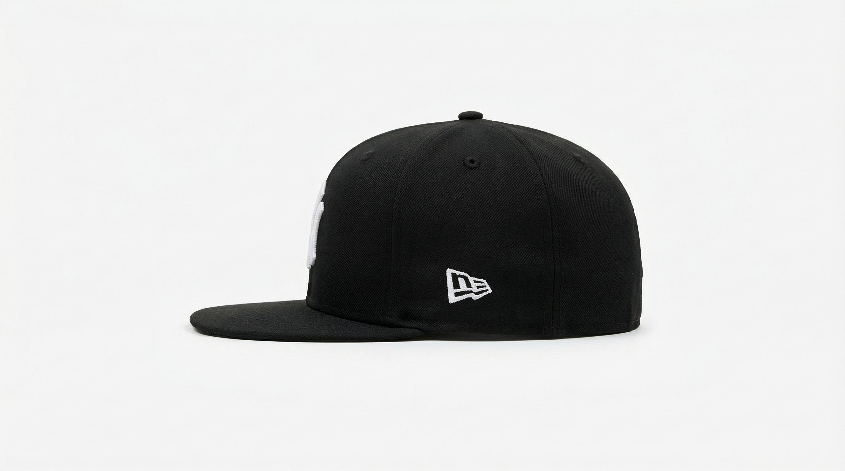 Gorra New Era Plana Cerrada