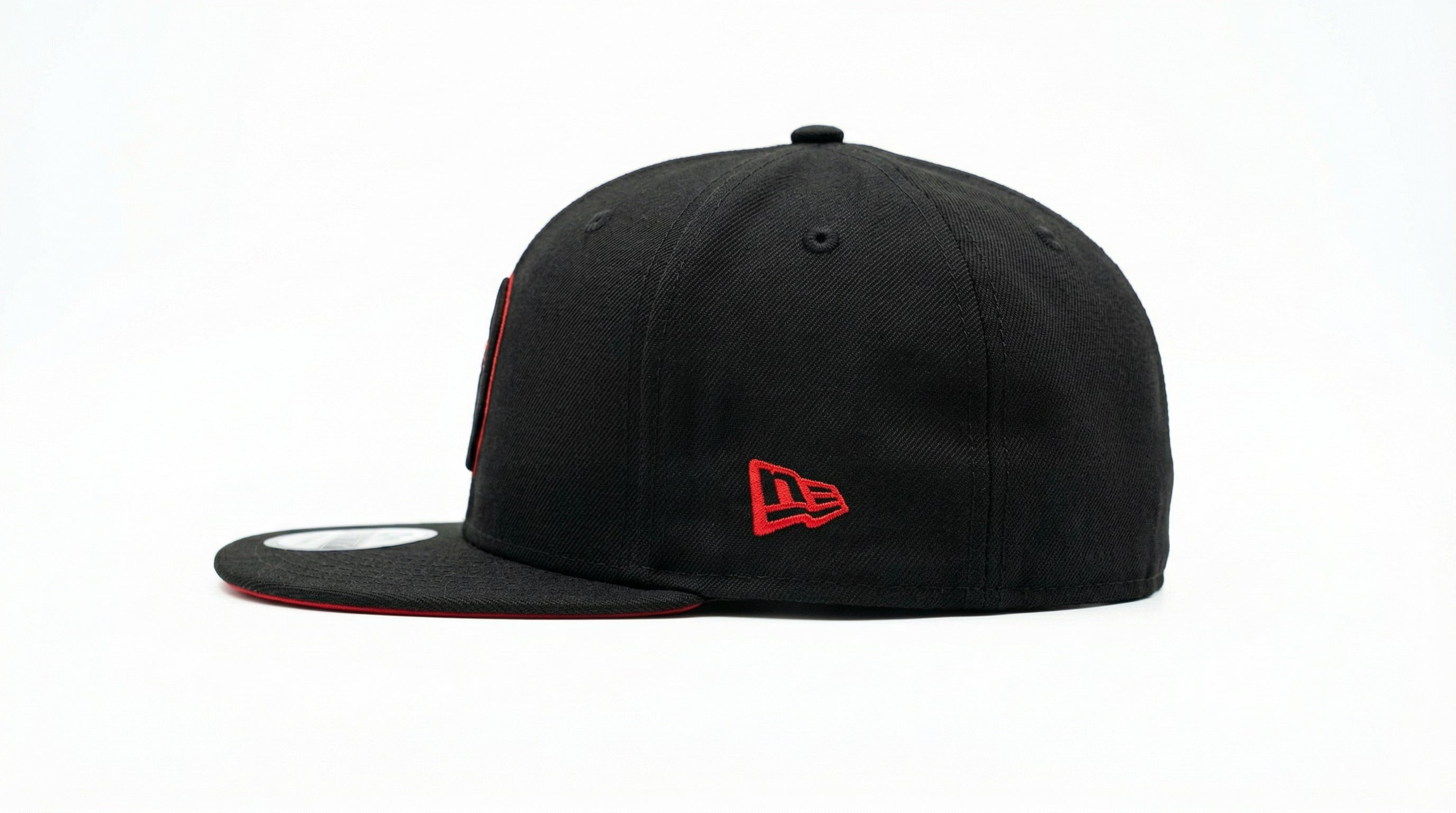 Gorra New Era Plana Cerrada