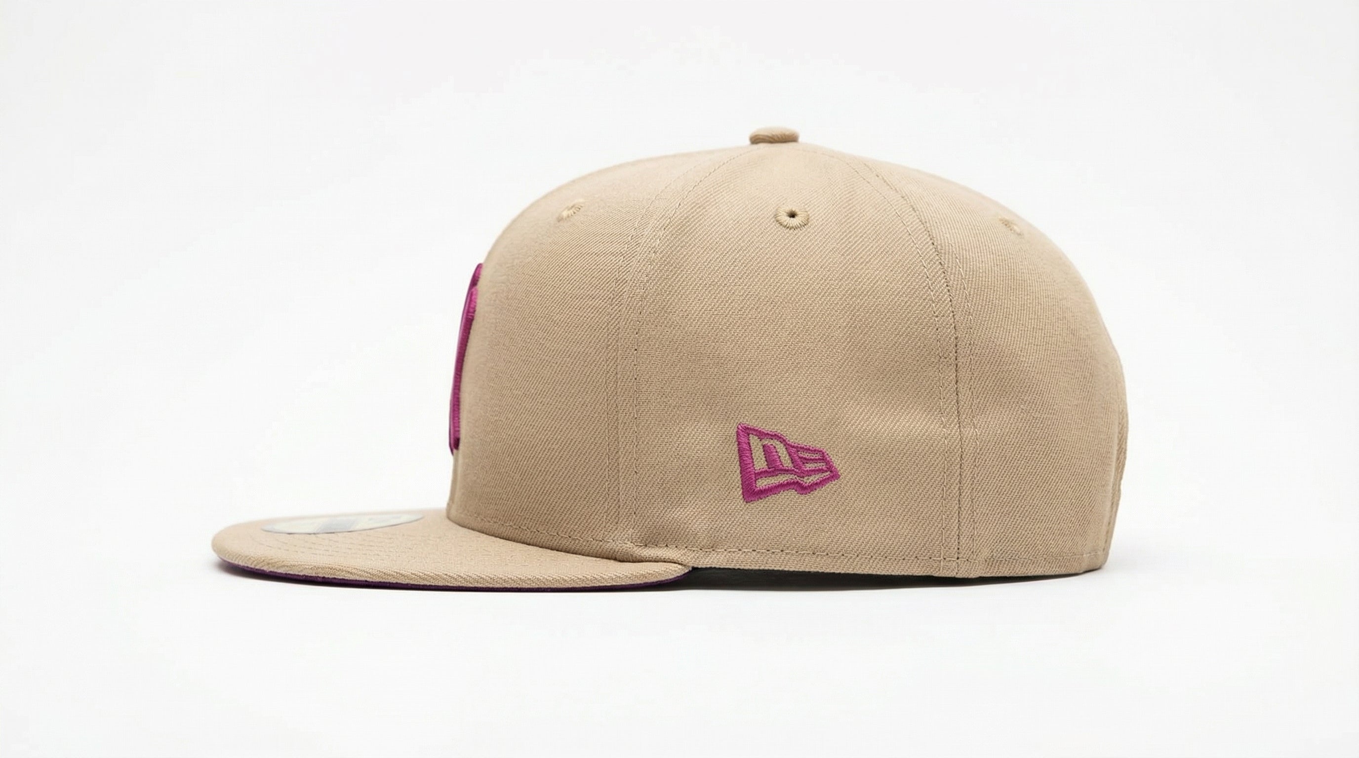 Gorra New Era Plana Cerrada