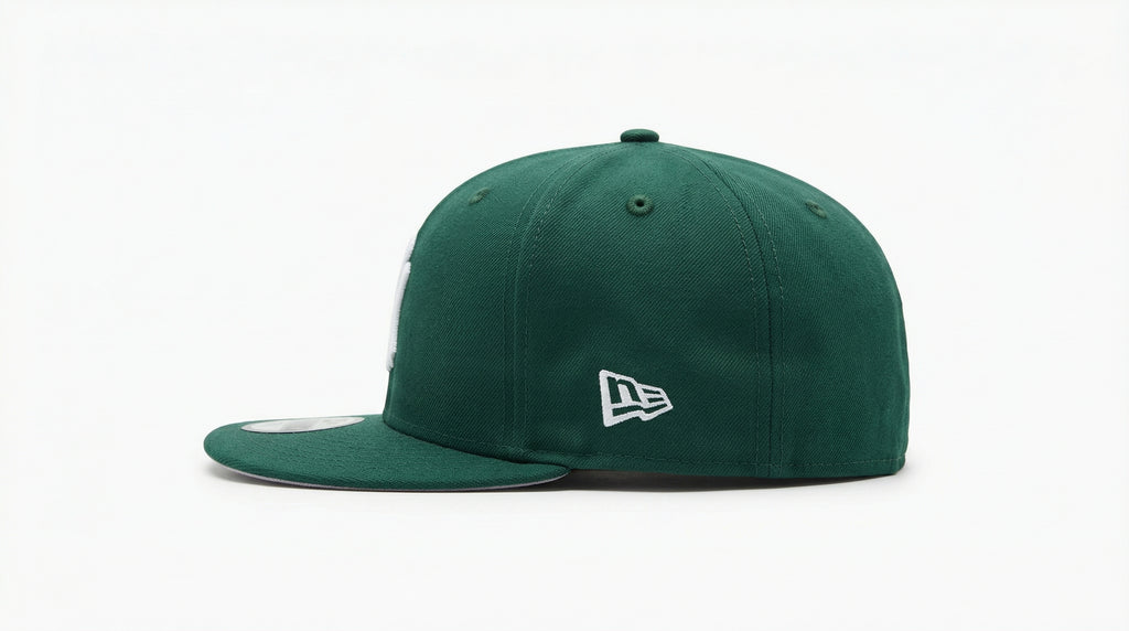 Gorra New Era Plana Cerrada