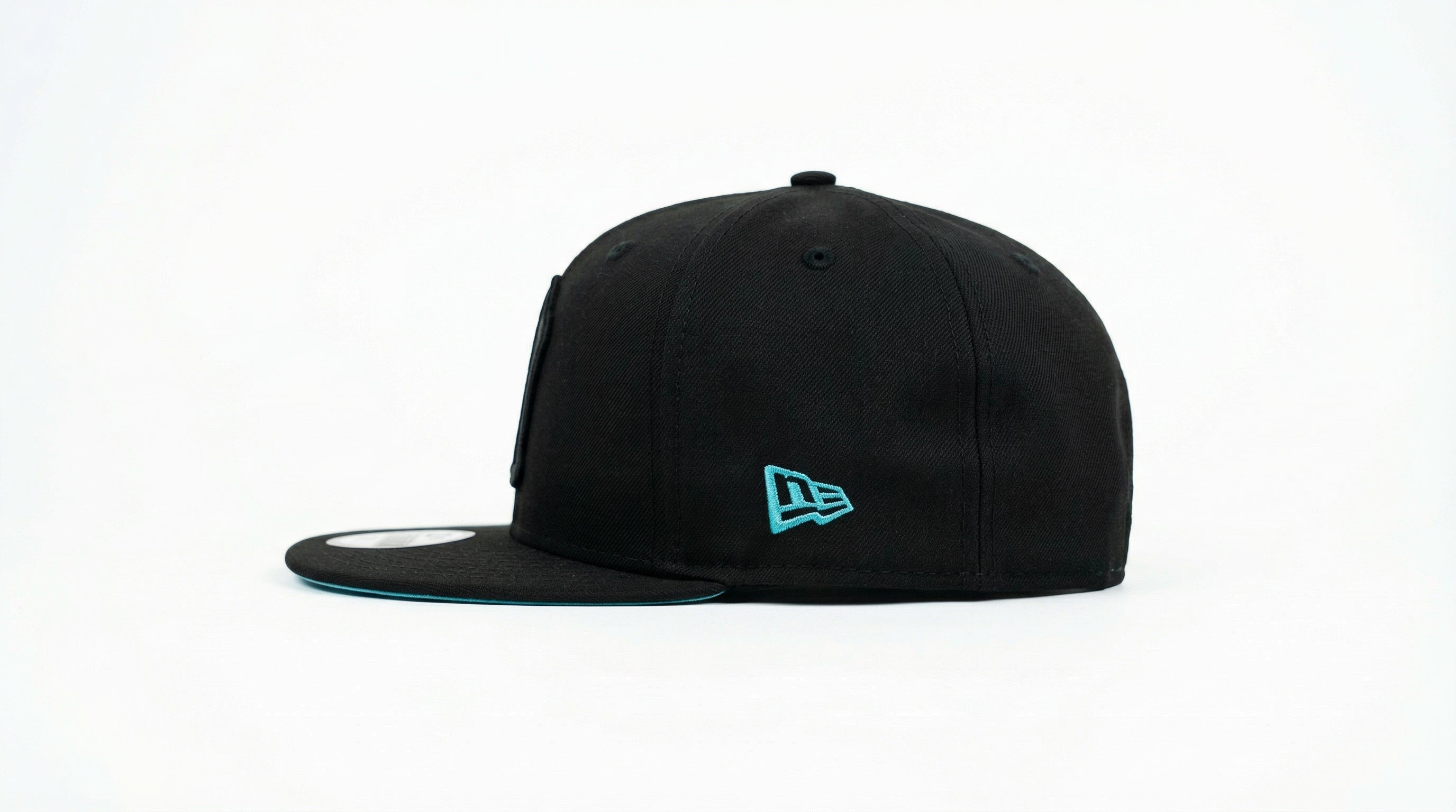 Gorra New Era Plana Cerrada